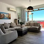 Elena - Luxury Diva