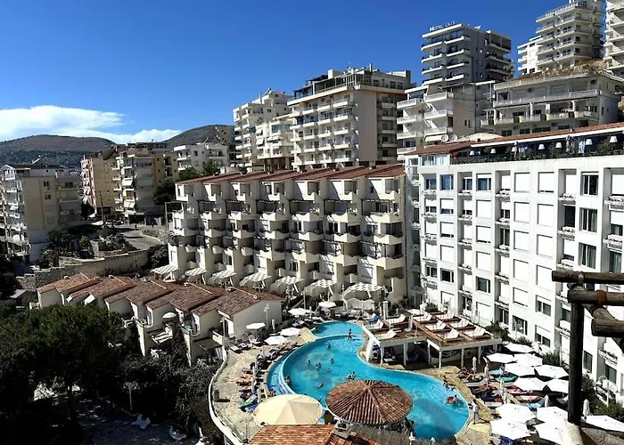 Elena - Luxury Diva 公寓 Sarandë